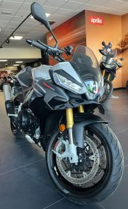 Aprilia Tuono V4